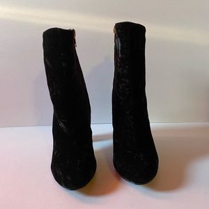 Shoe Dazzle Velvet Lacee Bootie